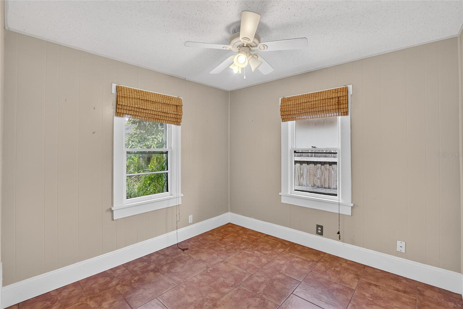 Image 9 of 84 For 1034 27th Street N