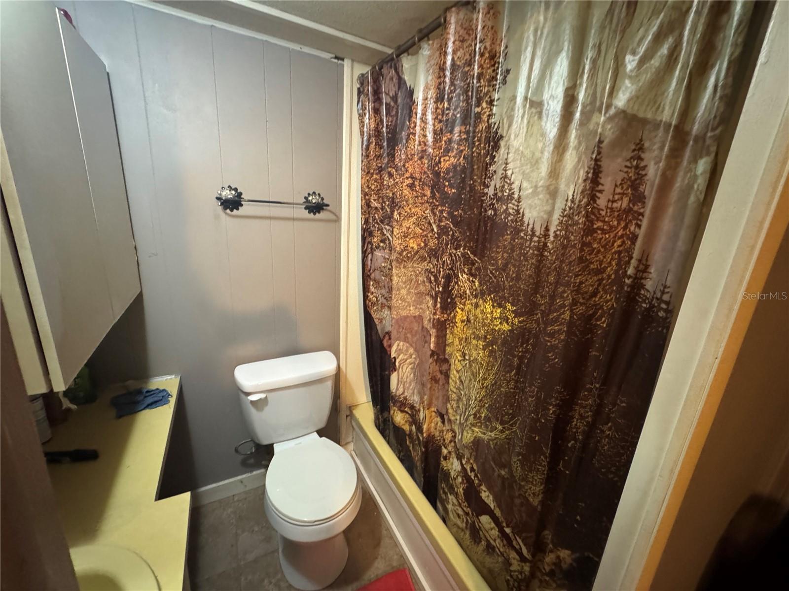 Image 15 of 17 For 7102 Jeanne Avenue