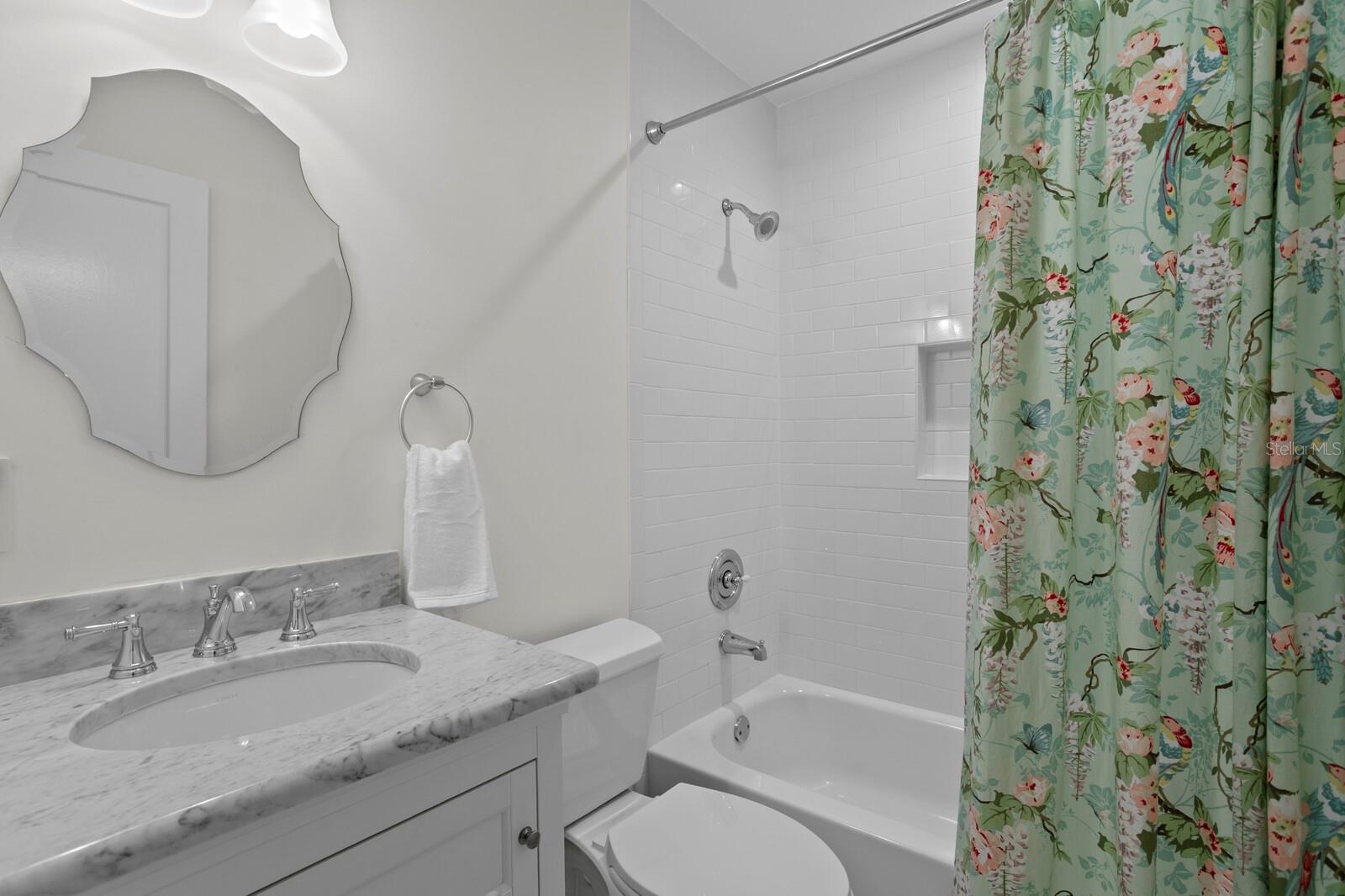 Image 31 of 61 For 3910 Tacon Street