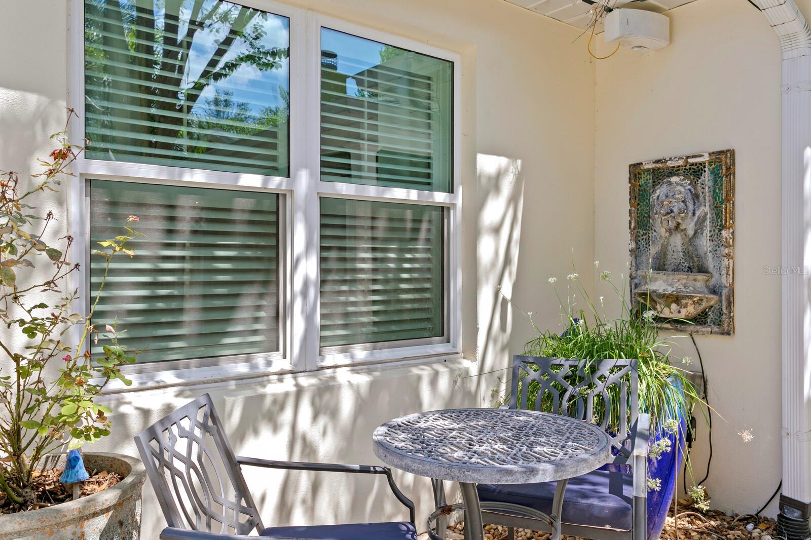 Image 35 of 61 For 3910 Tacon Street