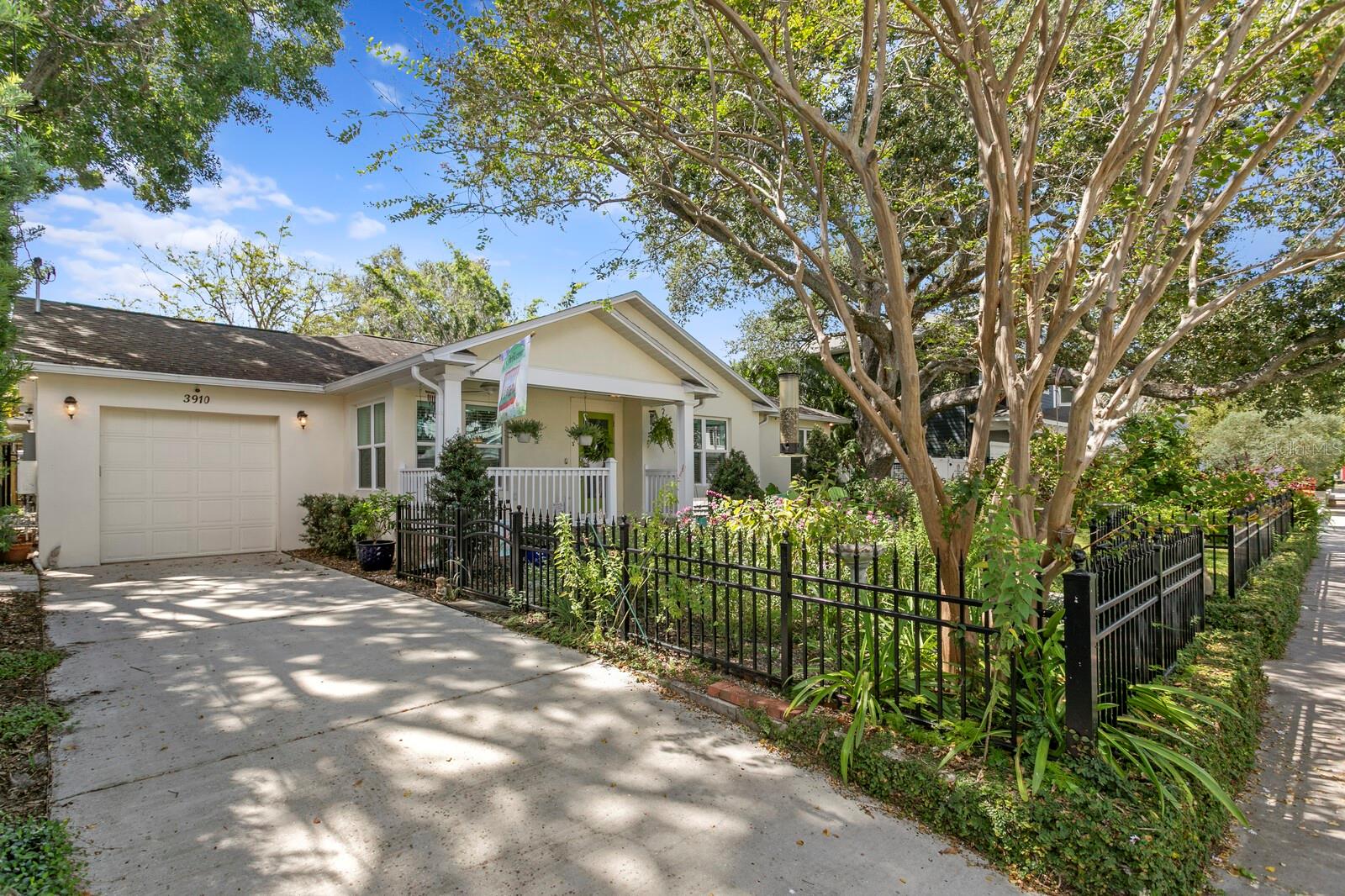 Image 45 of 61 For 3910 Tacon Street