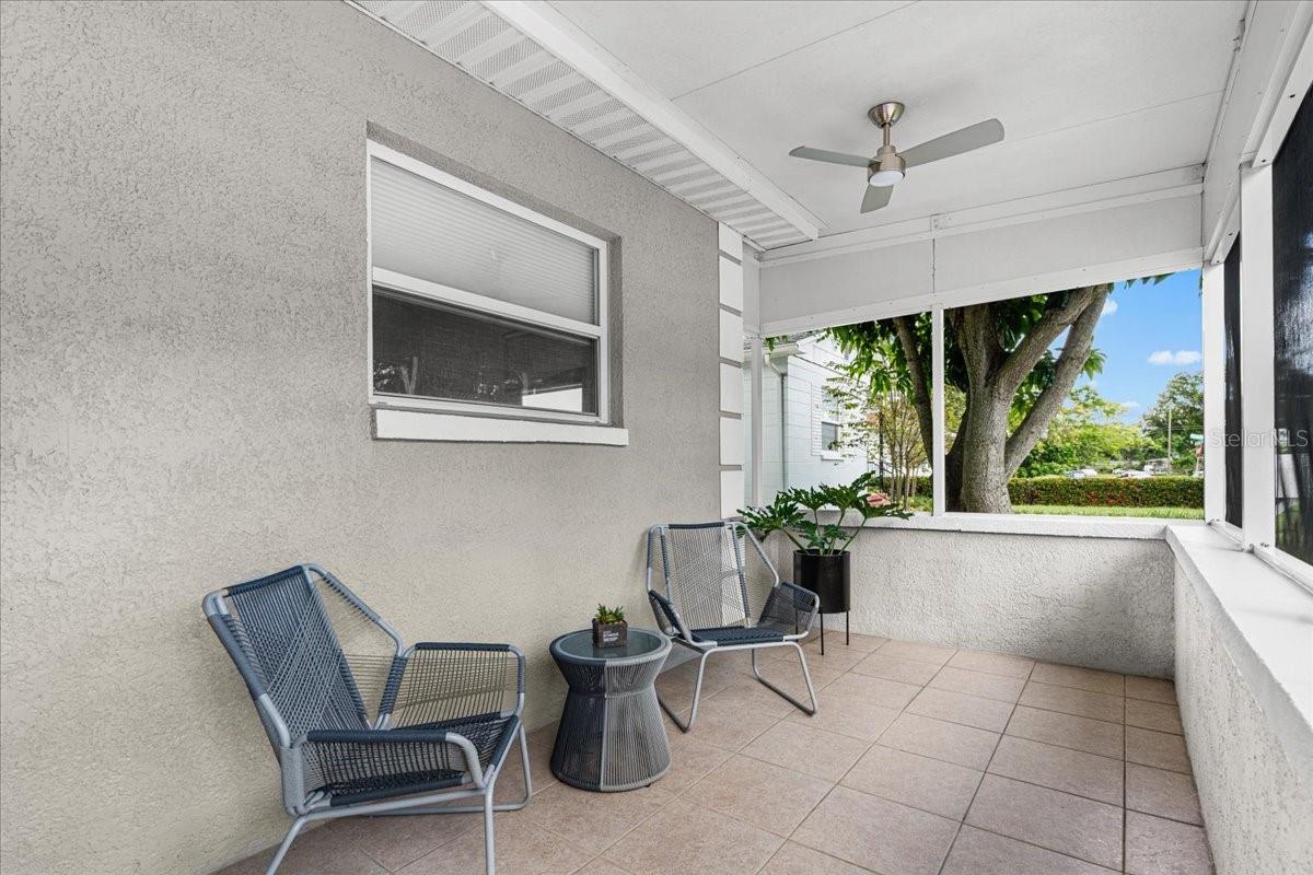 Image 4 of 22 For 819 Southwest Boulevard N