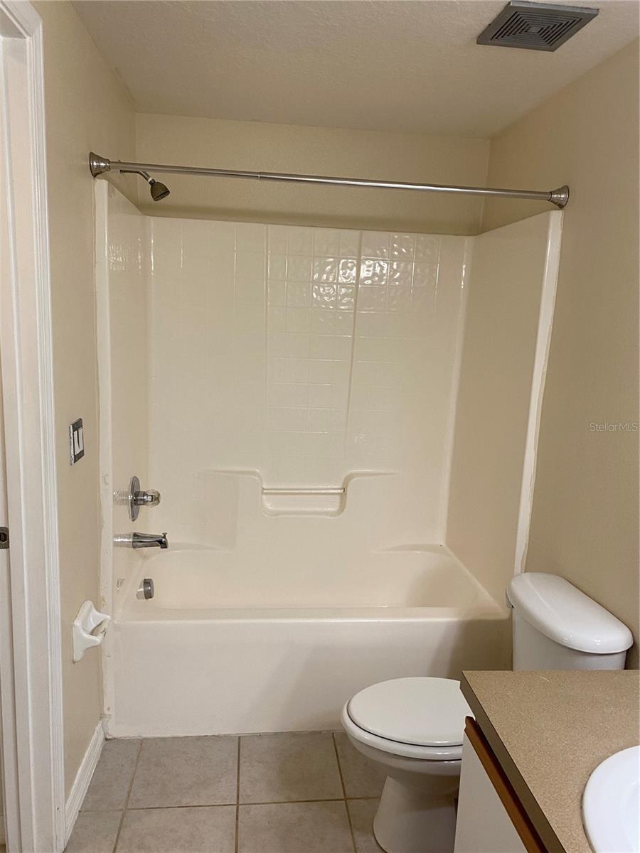 Image 8 of 14 For 6014 Portsdale Place 101