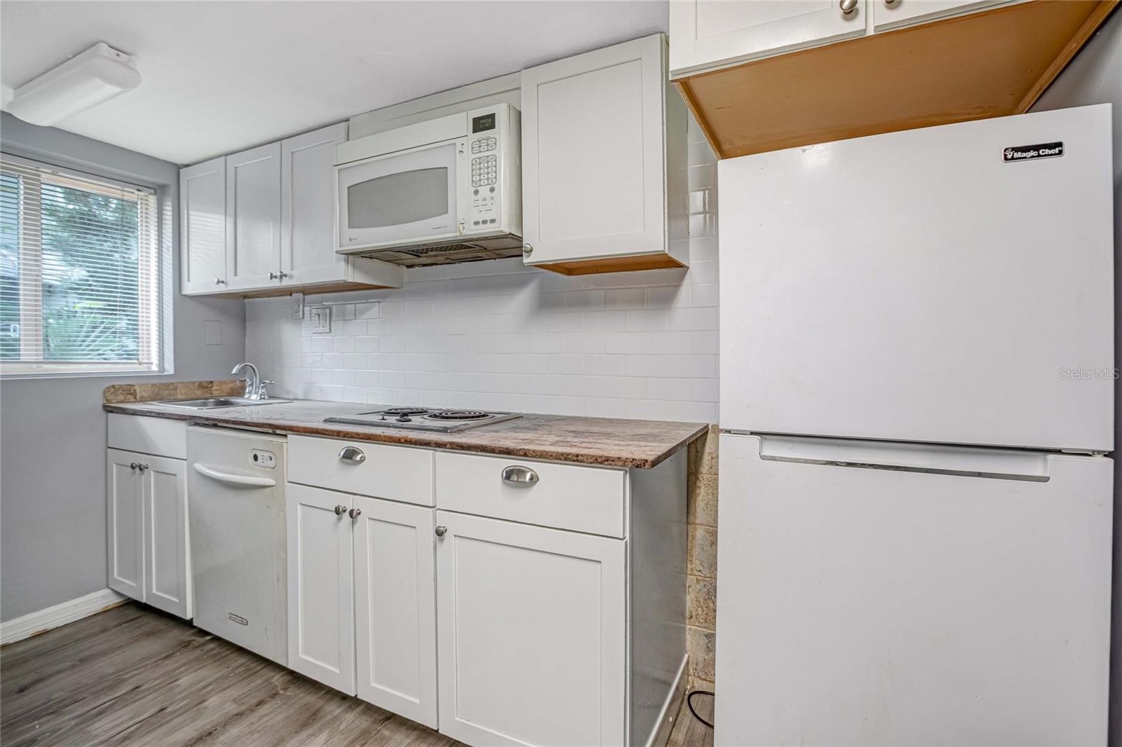 Image 21 of 26 For 1416 19th Avenue W