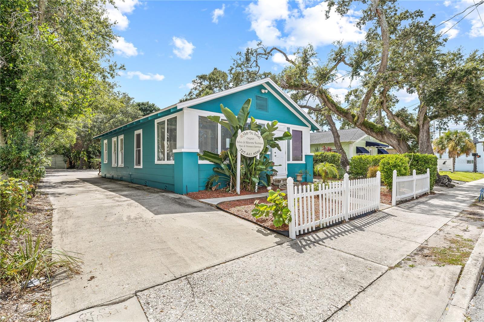 Image 4 of 38 For 805 Turner Street
