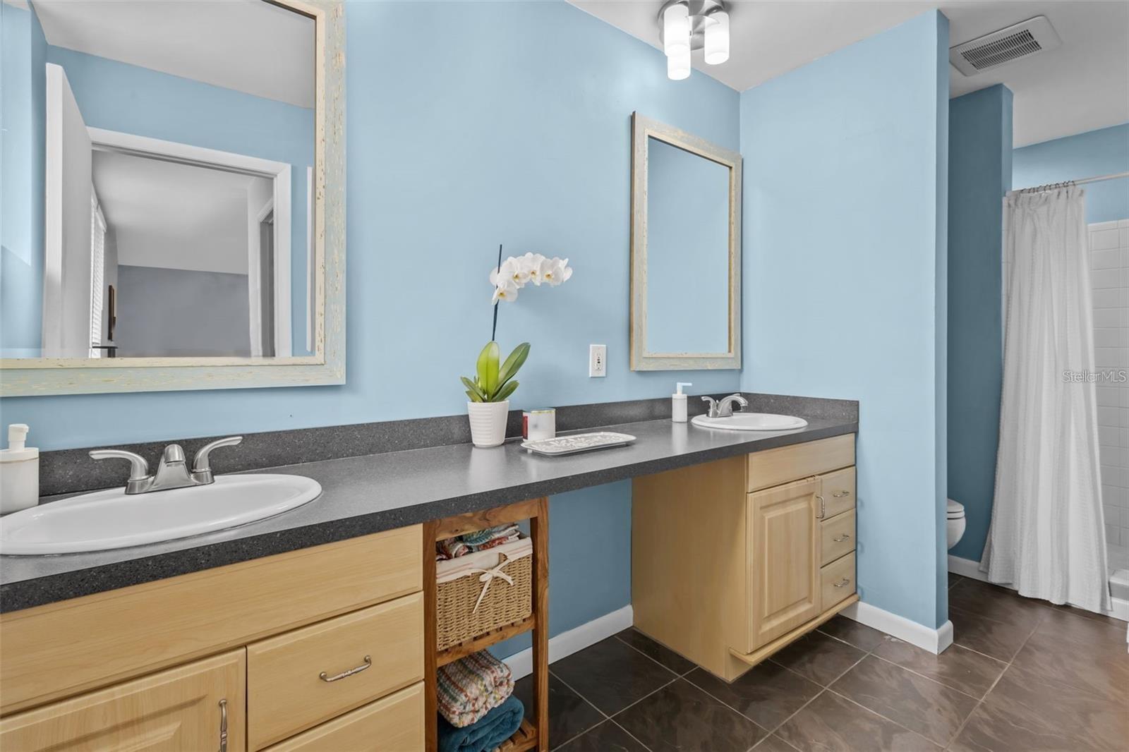 Image 34 of 37 For 4579 10th Avenue N