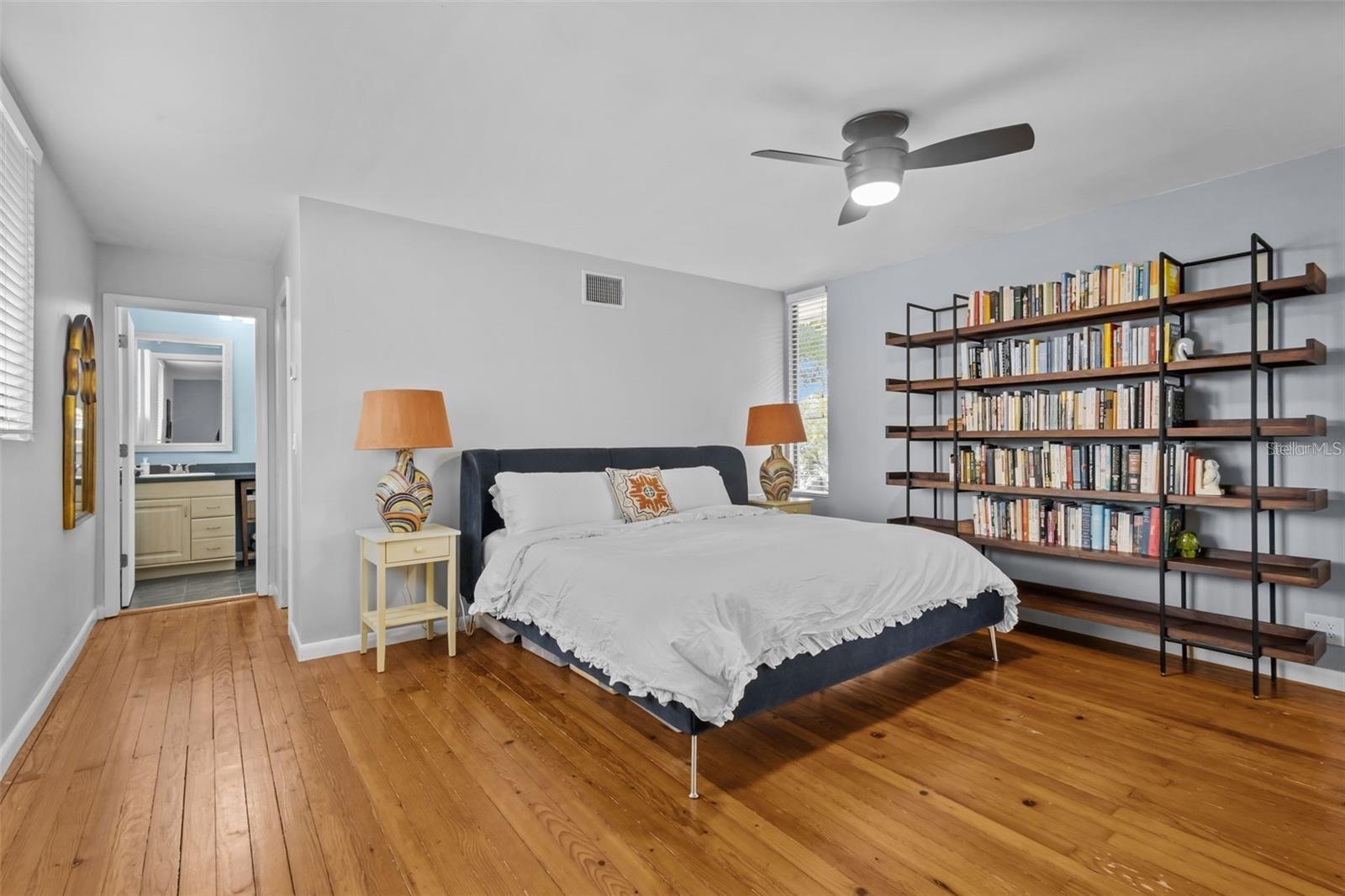 Image 35 of 37 For 4579 10th Avenue N