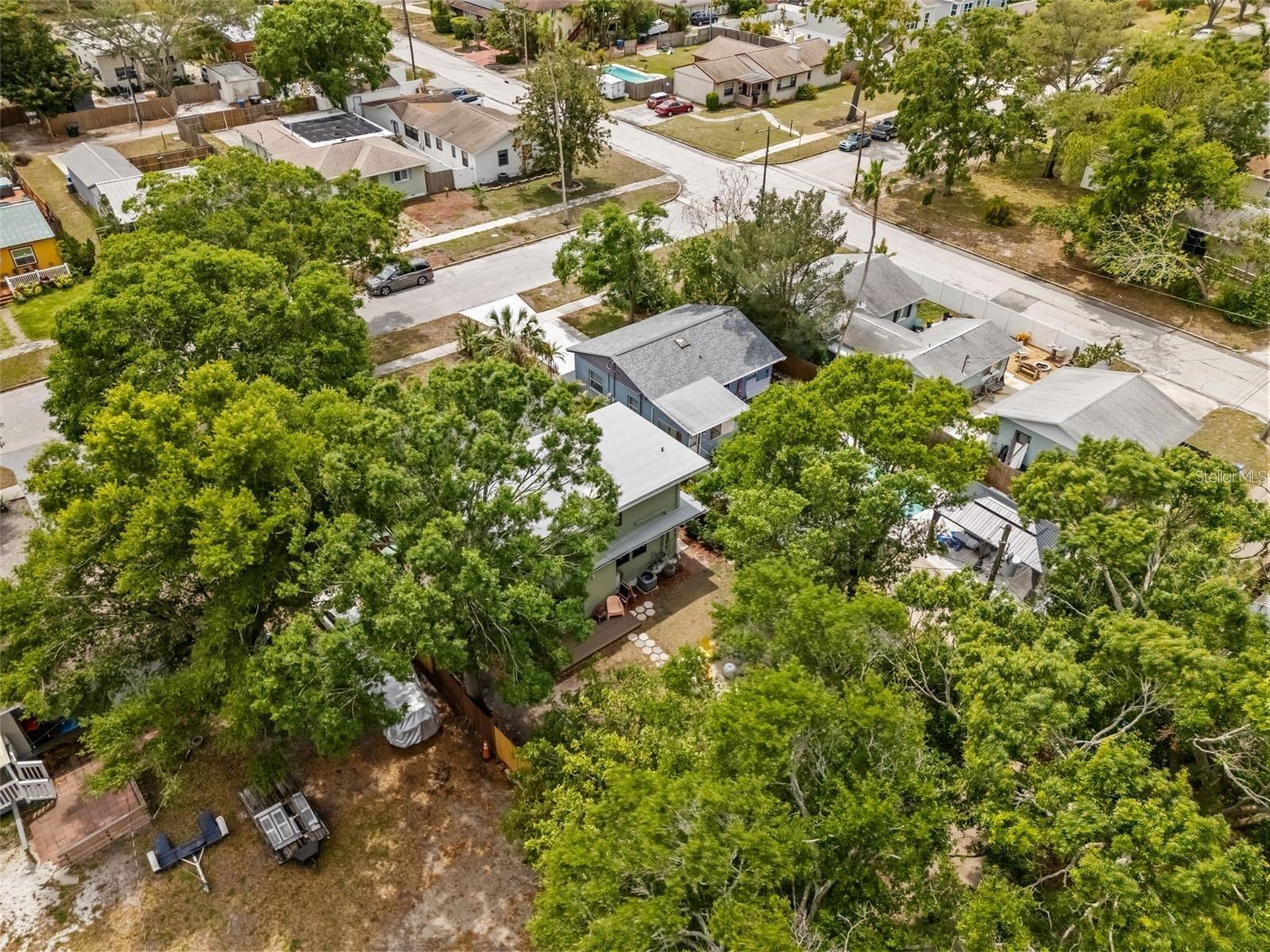 Image 7 of 37 For 4579 10th Avenue N