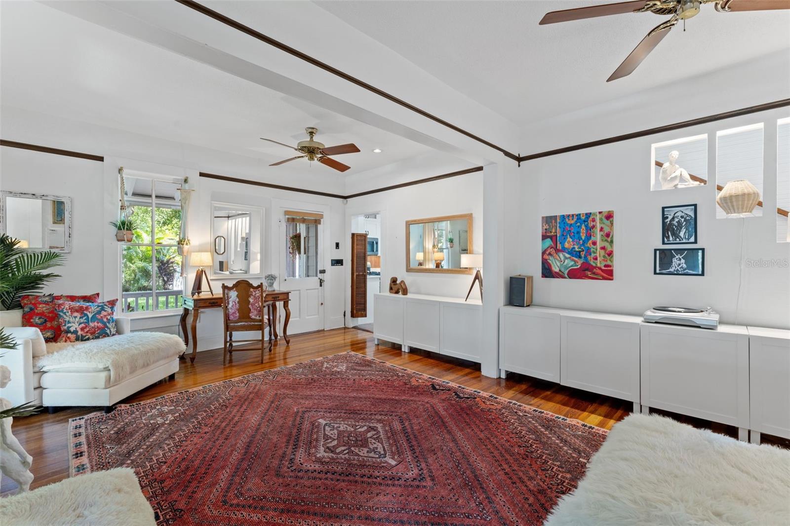 Image 12 of 77 For 429 Scotland Street