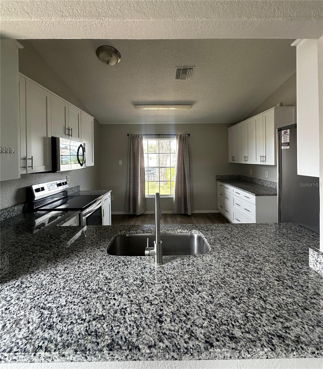 Image 9 of 21 For 4659 Copper Lane
