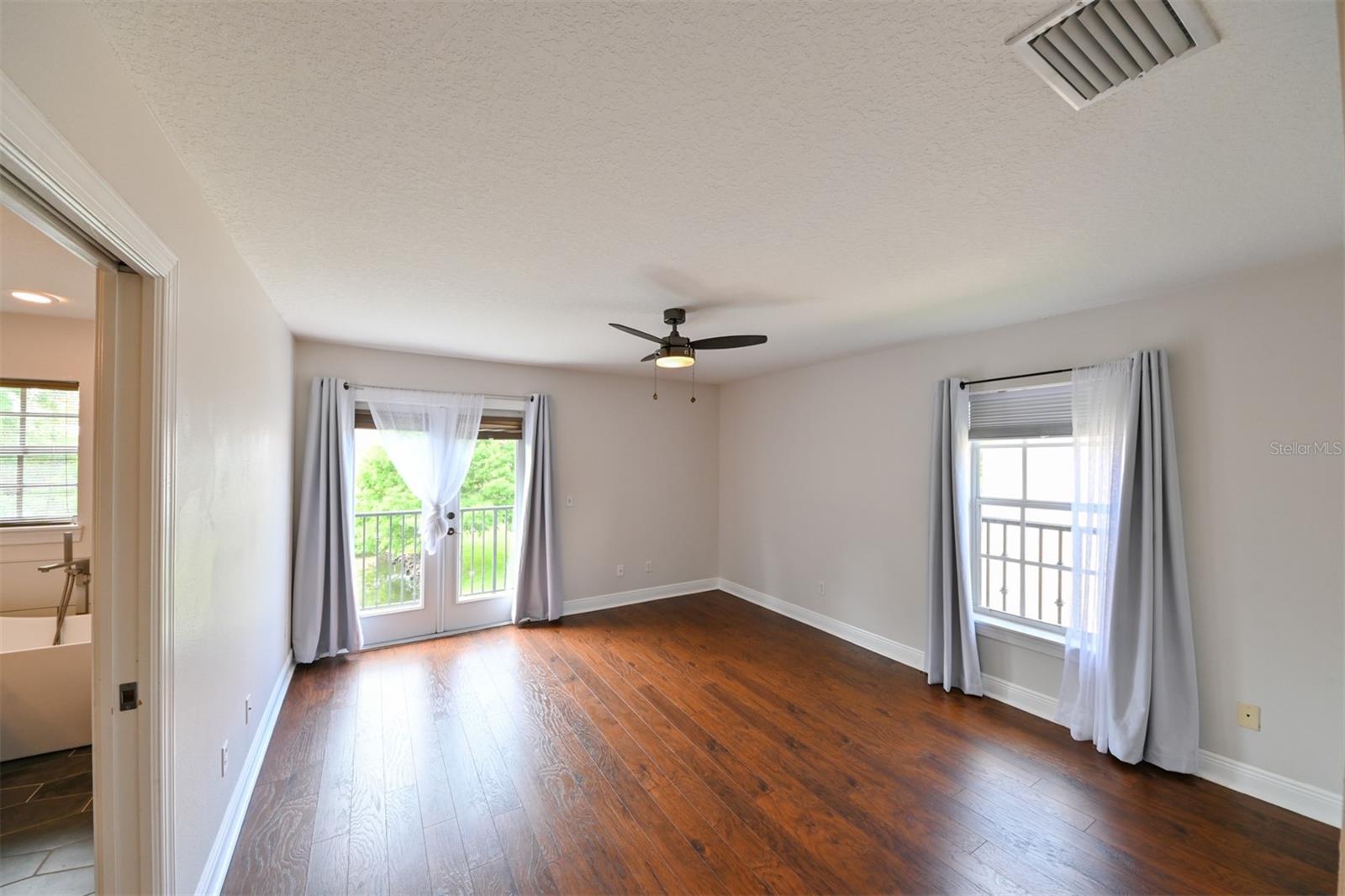 Image 21 of 59 For 277 Valencia Circle