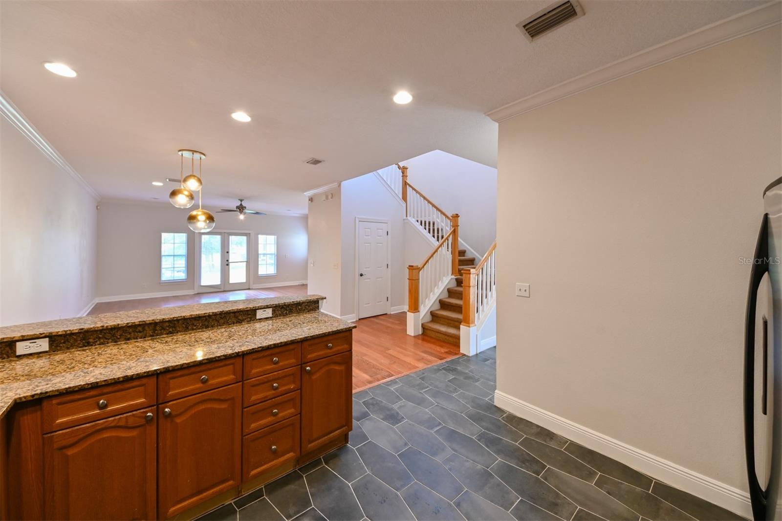 Image 32 of 59 For 277 Valencia Circle