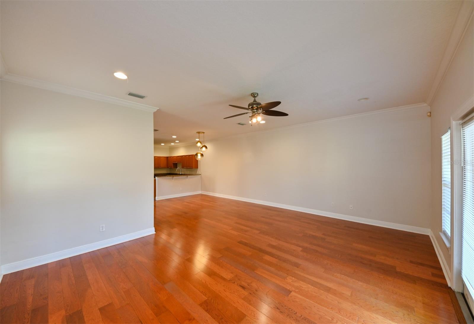 Image 40 of 59 For 277 Valencia Circle