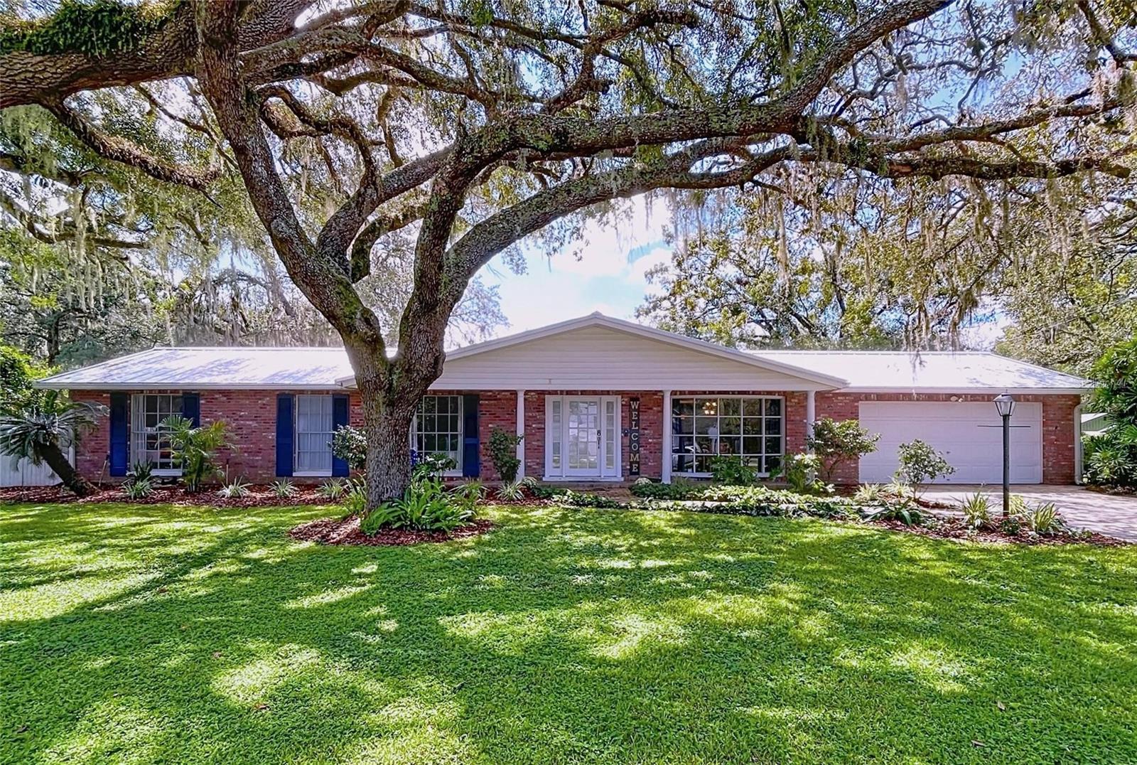 Details for 12040 Riverhills Drive, TAMPA, FL 33617