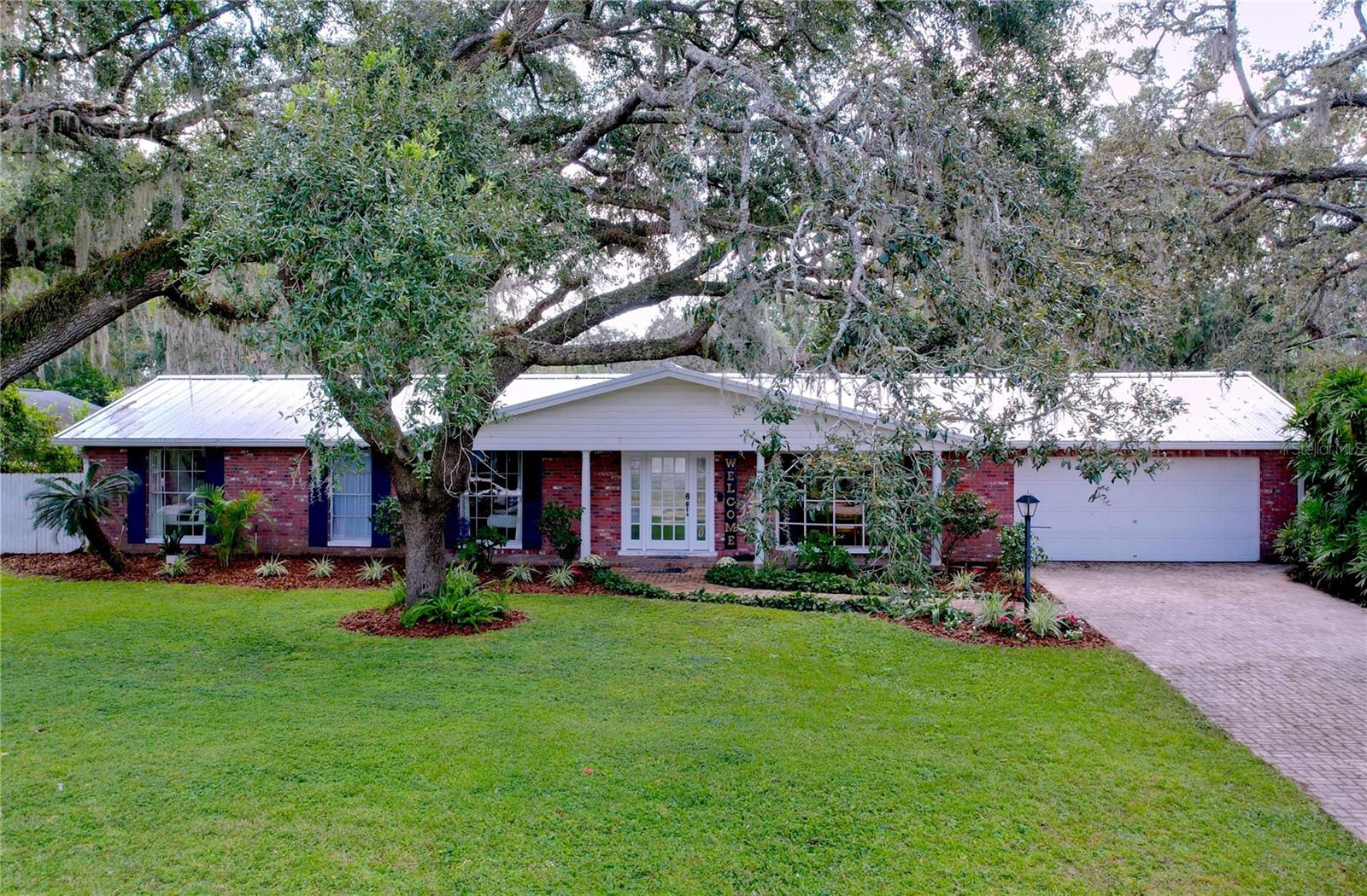 Image 13 of 85 For 12040 Riverhills Drive