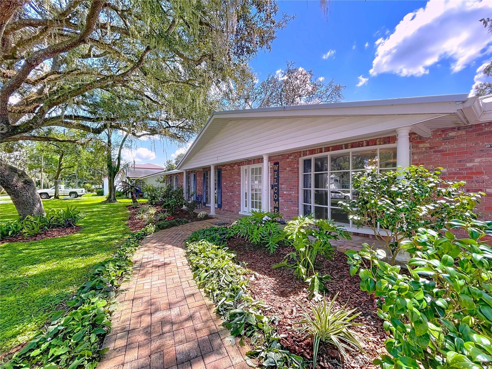 Image 15 of 85 For 12040 Riverhills Drive