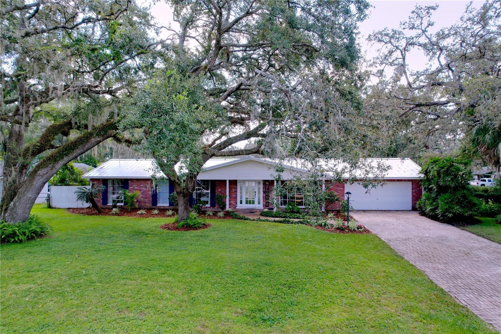 Image 9 of 85 For 12040 Riverhills Drive