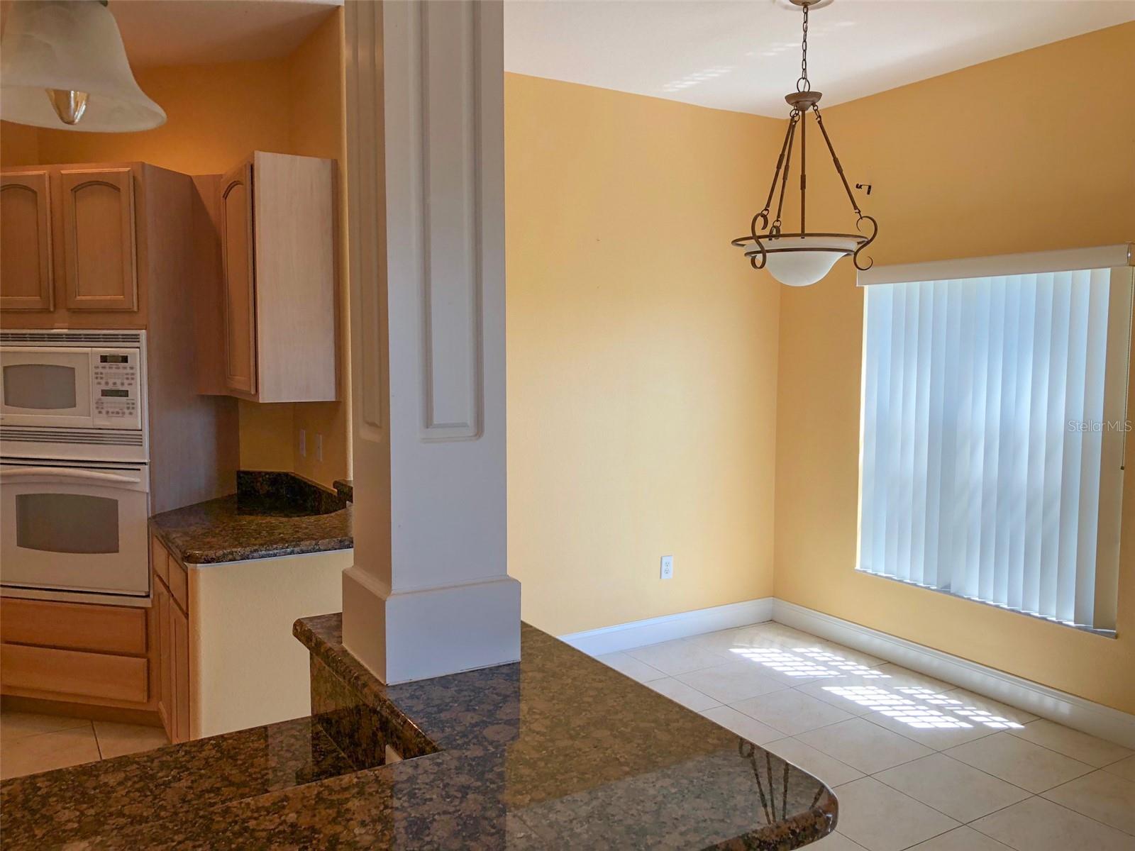 Image 19 of 31 For 6517 Channelside Drive