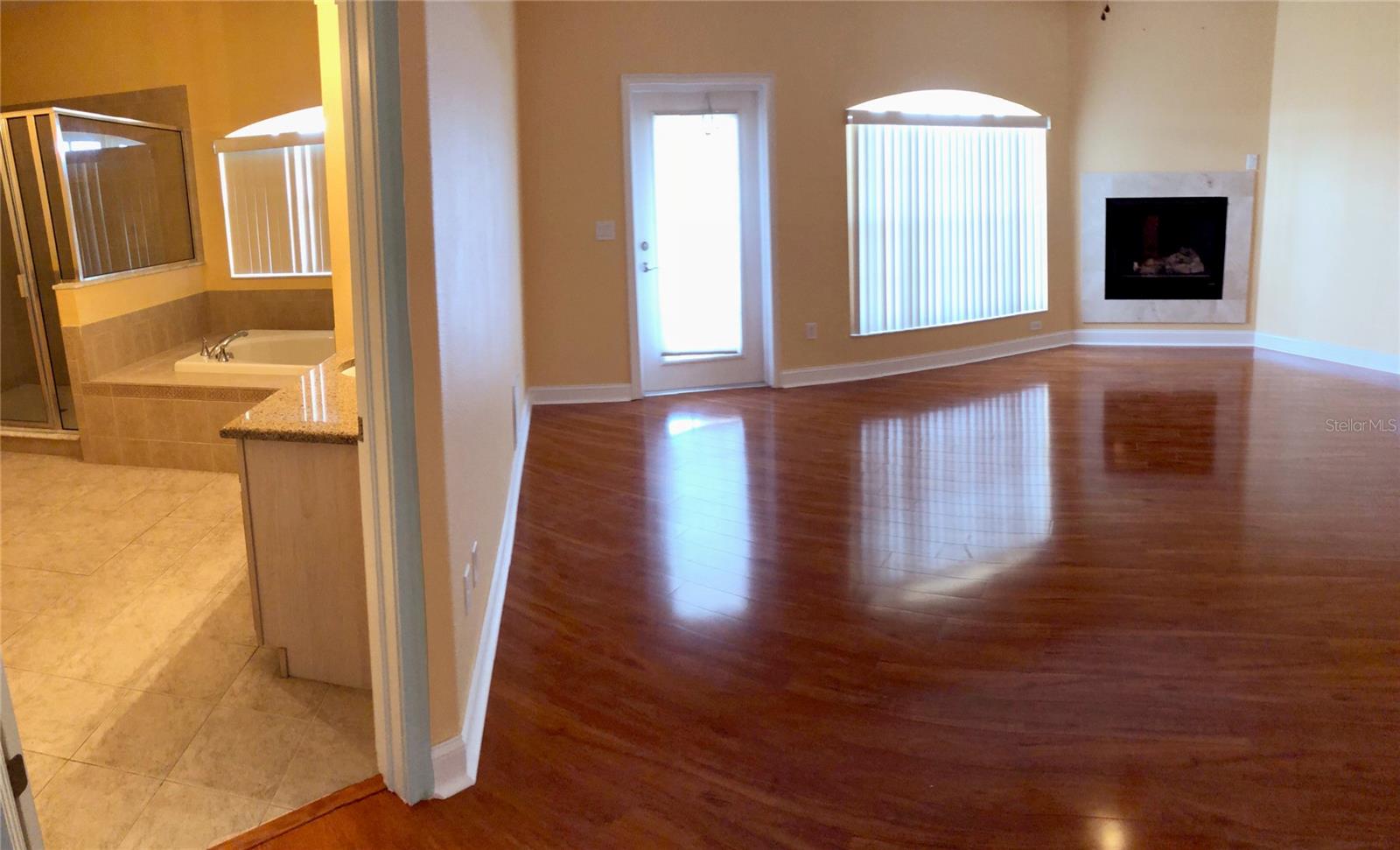 Image 7 of 31 For 6517 Channelside Drive