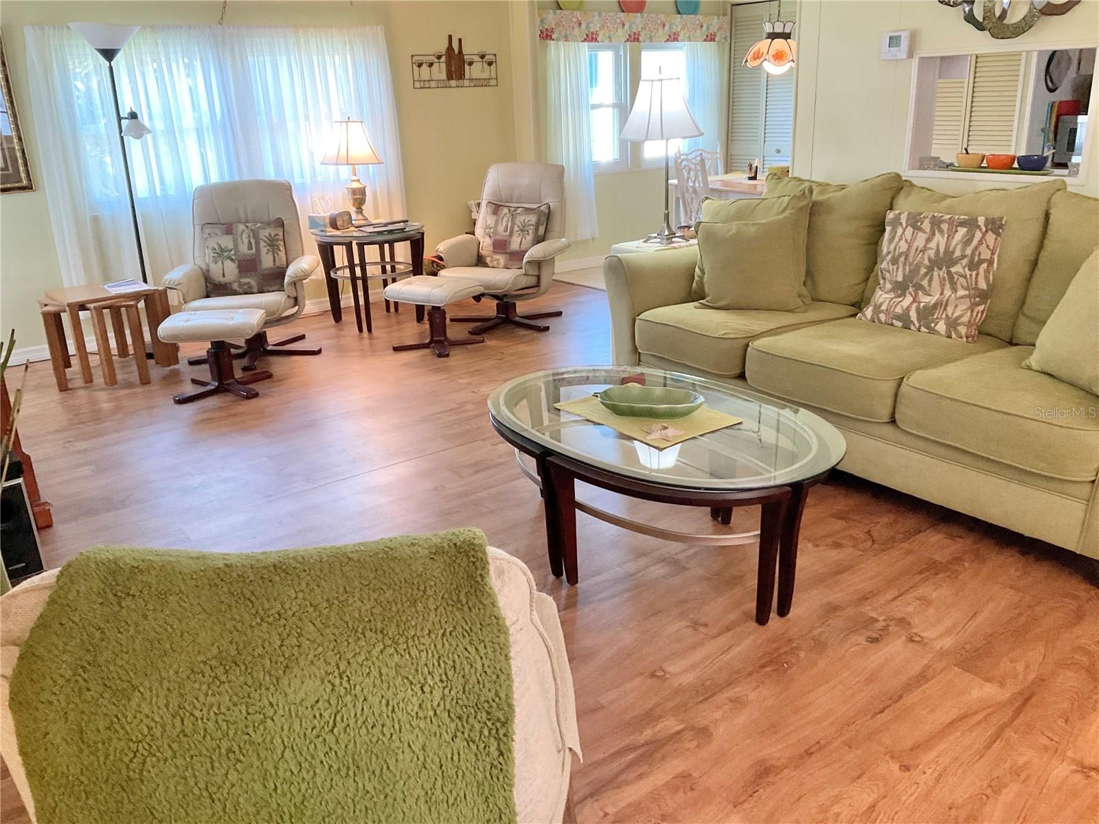 Image 8 of 50 For 1100 Belcher Road S 100