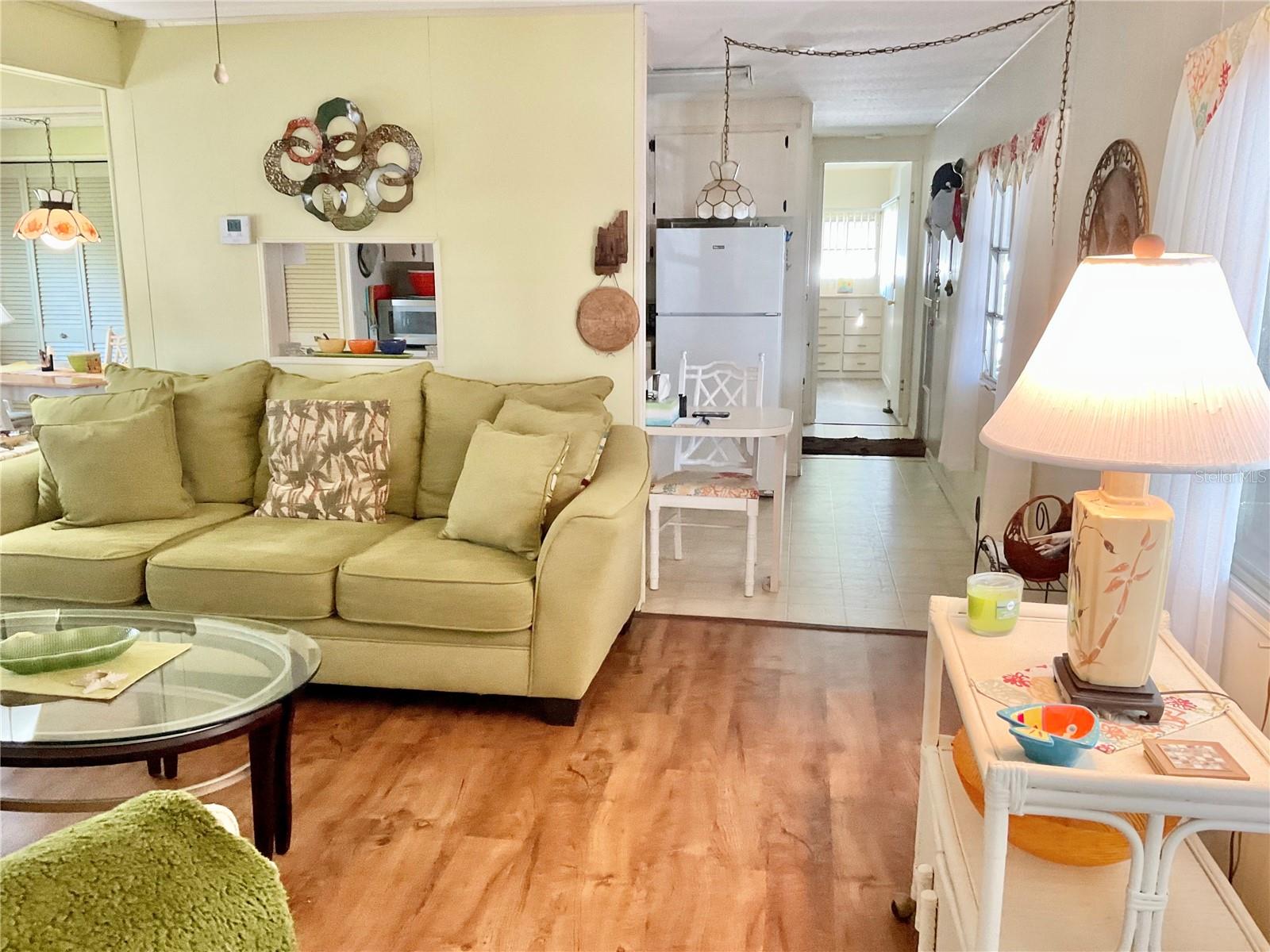 Image 9 of 50 For 1100 Belcher Road S 100