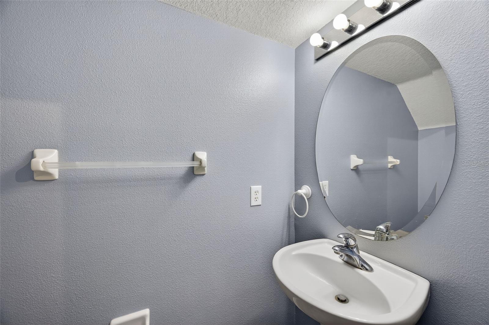 Image 10 of 38 For 13777 Forest Lake Drive