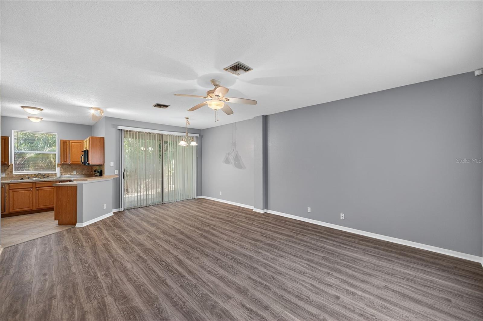 Image 17 of 38 For 13777 Forest Lake Drive