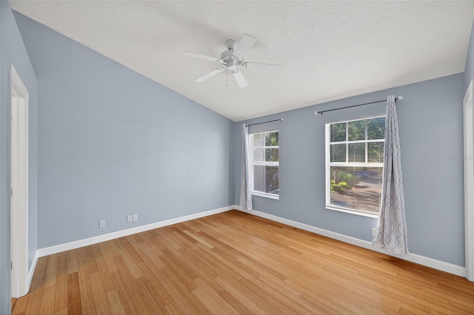 Image 21 of 38 For 13777 Forest Lake Drive