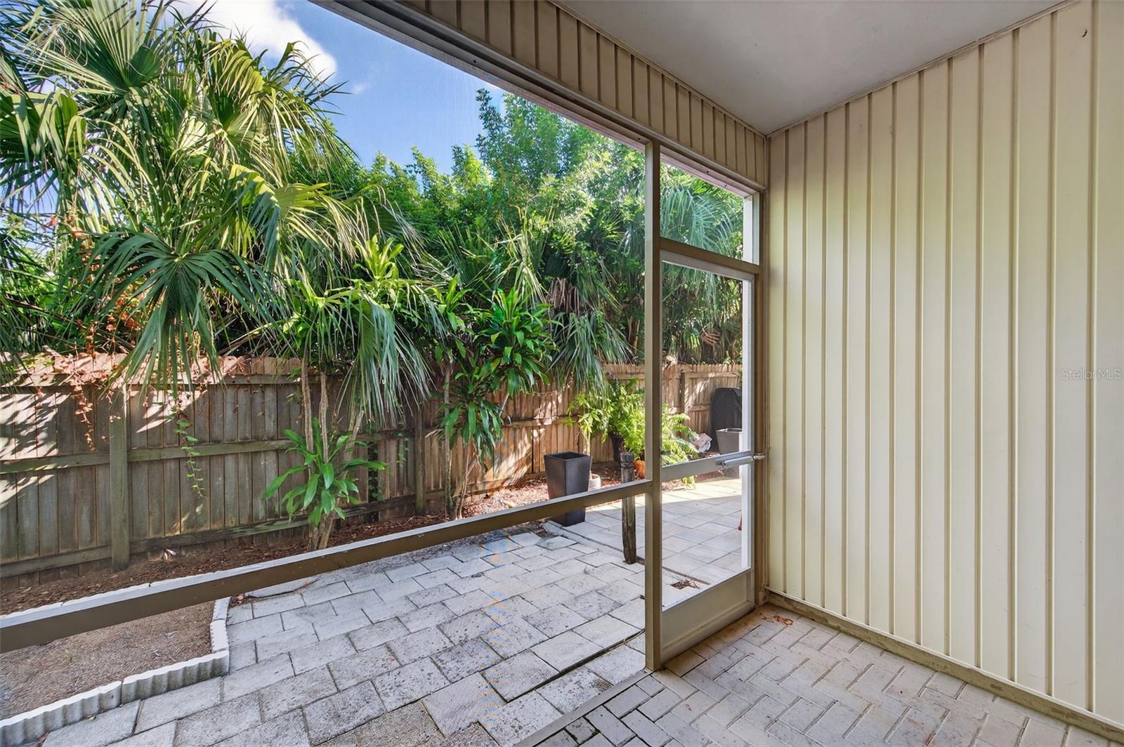 Image 32 of 38 For 13777 Forest Lake Drive