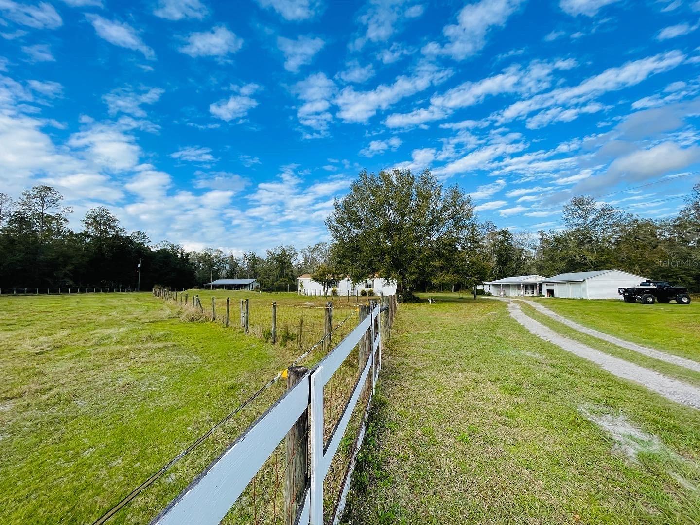 Image 19 of 44 For 6810 Pearson Lane