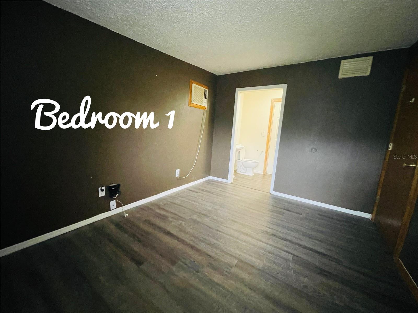 Image 36 of 44 For 6810 Pearson Lane