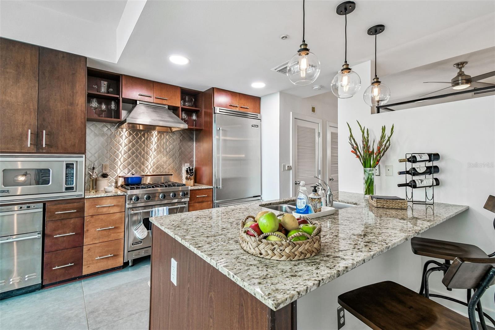 Image 6 of 44 For 1120 Kennedy Boulevard 724