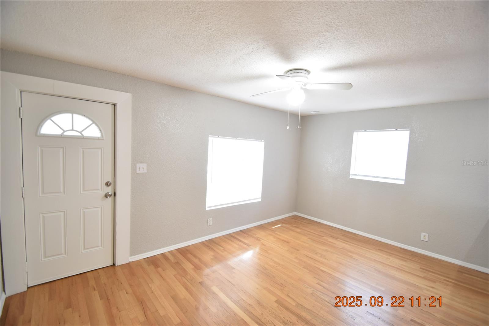 Image 12 of 38 For 5101 15th Avenue S