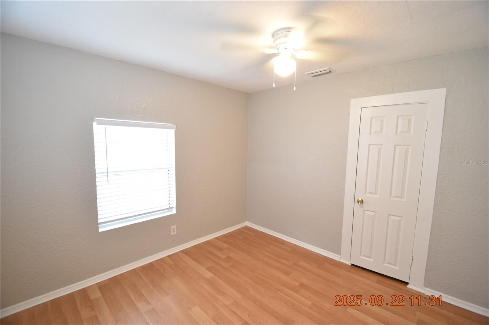 Image 35 of 38 For 5101 15th Avenue S