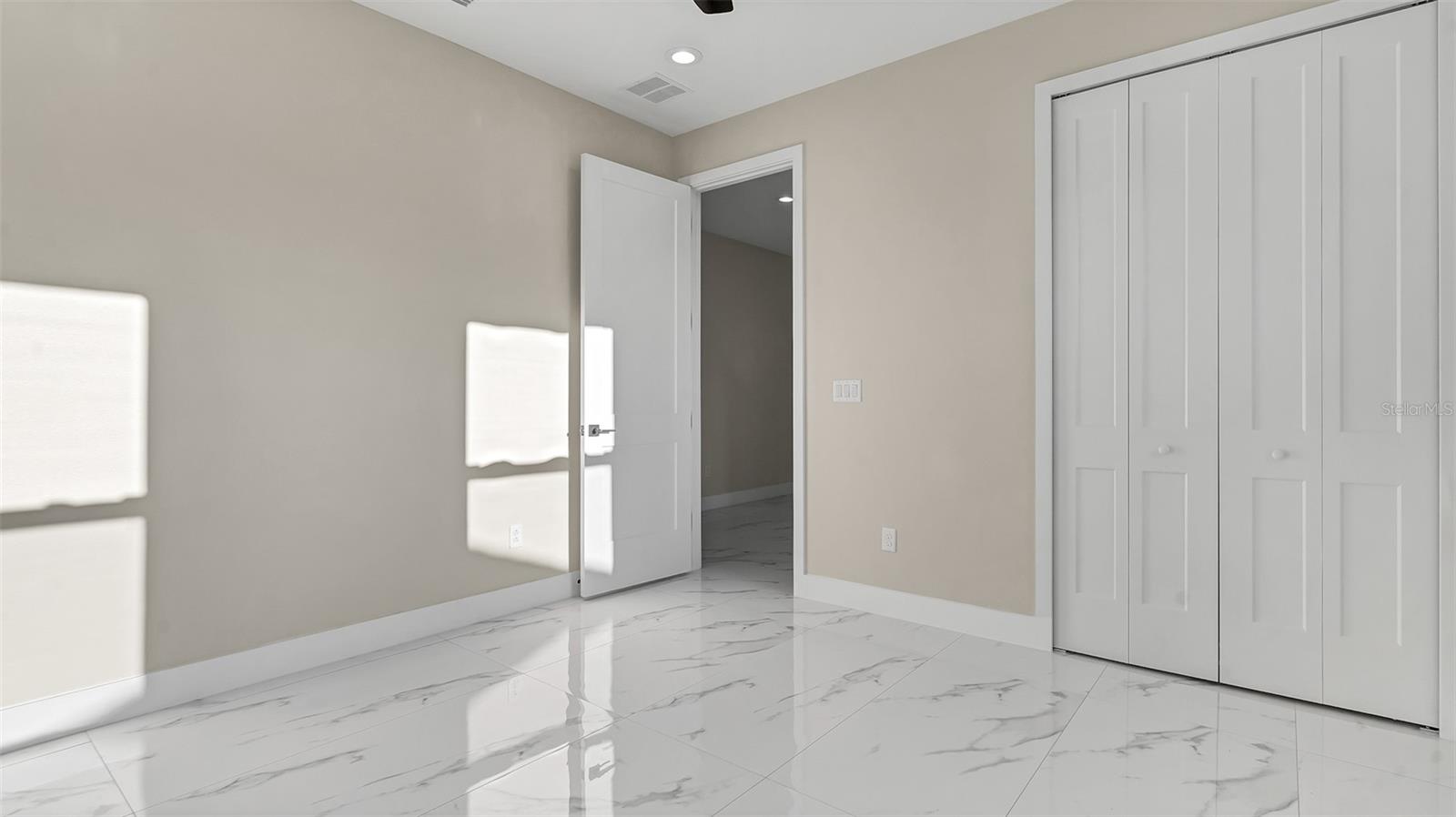 Image 20 of 36 For 2839 60th Avenue N