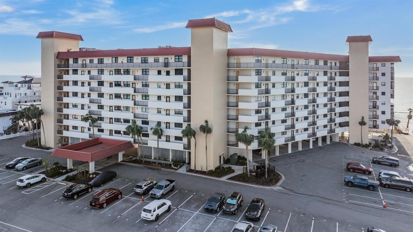 Image 33 of 36 For 18304 Gulf Boulevard 216