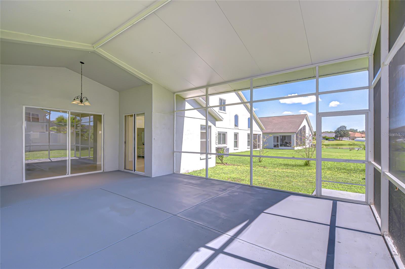 Image 27 of 30 For 25712 Bruford Boulevard