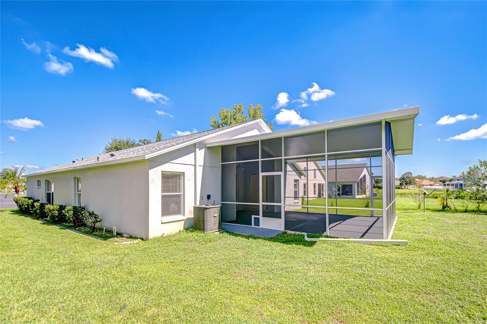 Image 29 of 30 For 25712 Bruford Boulevard