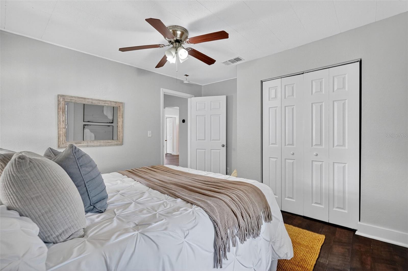 Image 12 of 42 For 1565 Scranton Avenue