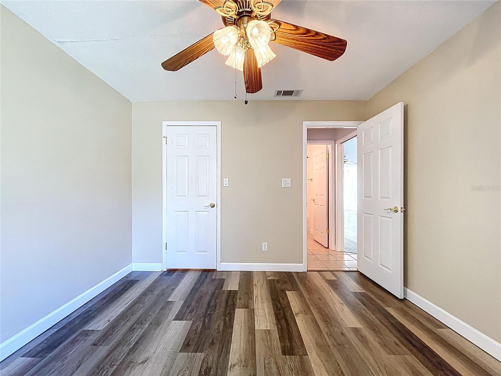Image 33 of 55 For 1535 Nursery Road 107