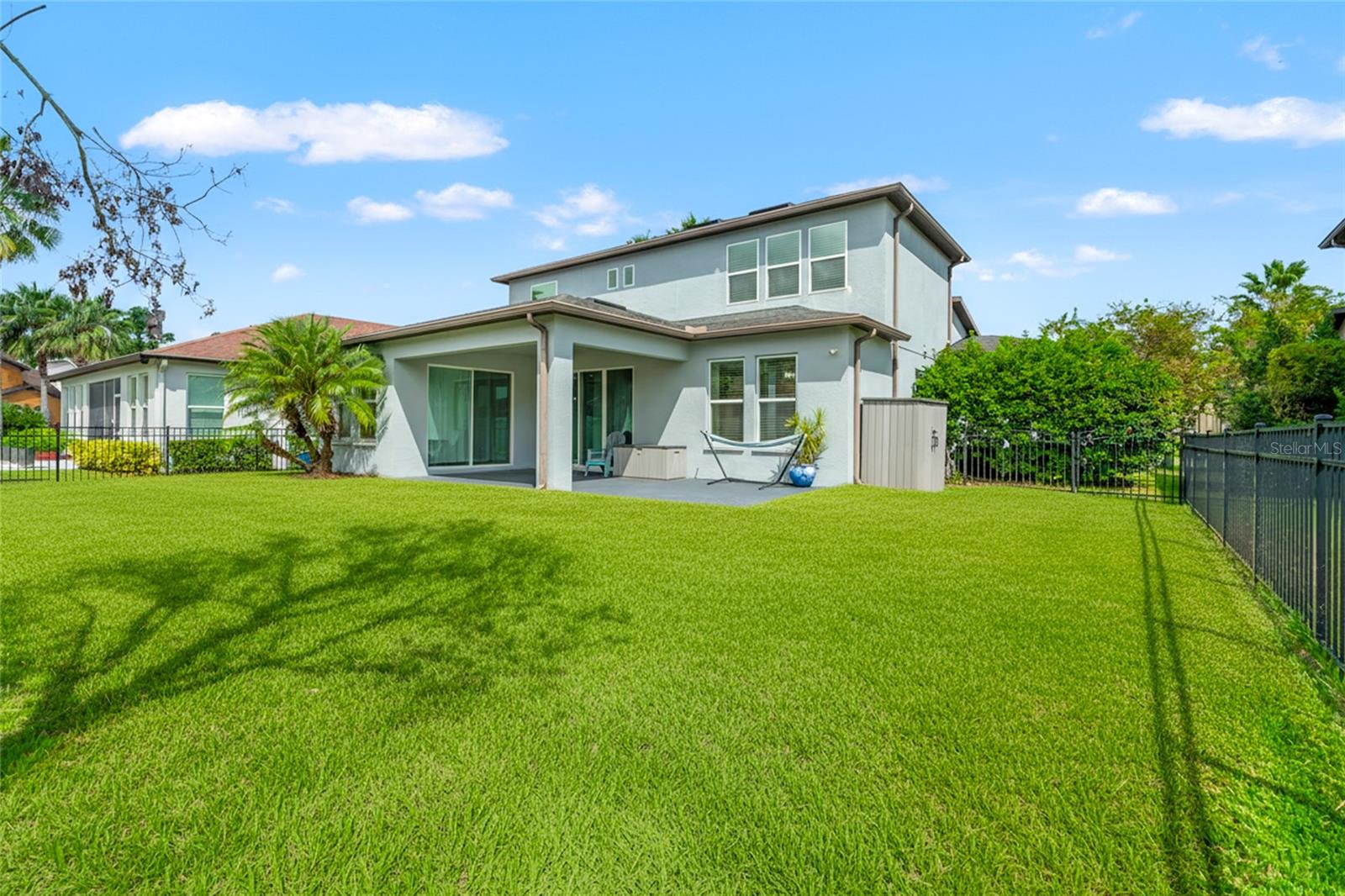Listing photo id 8 for 4522 Scarlet Loop