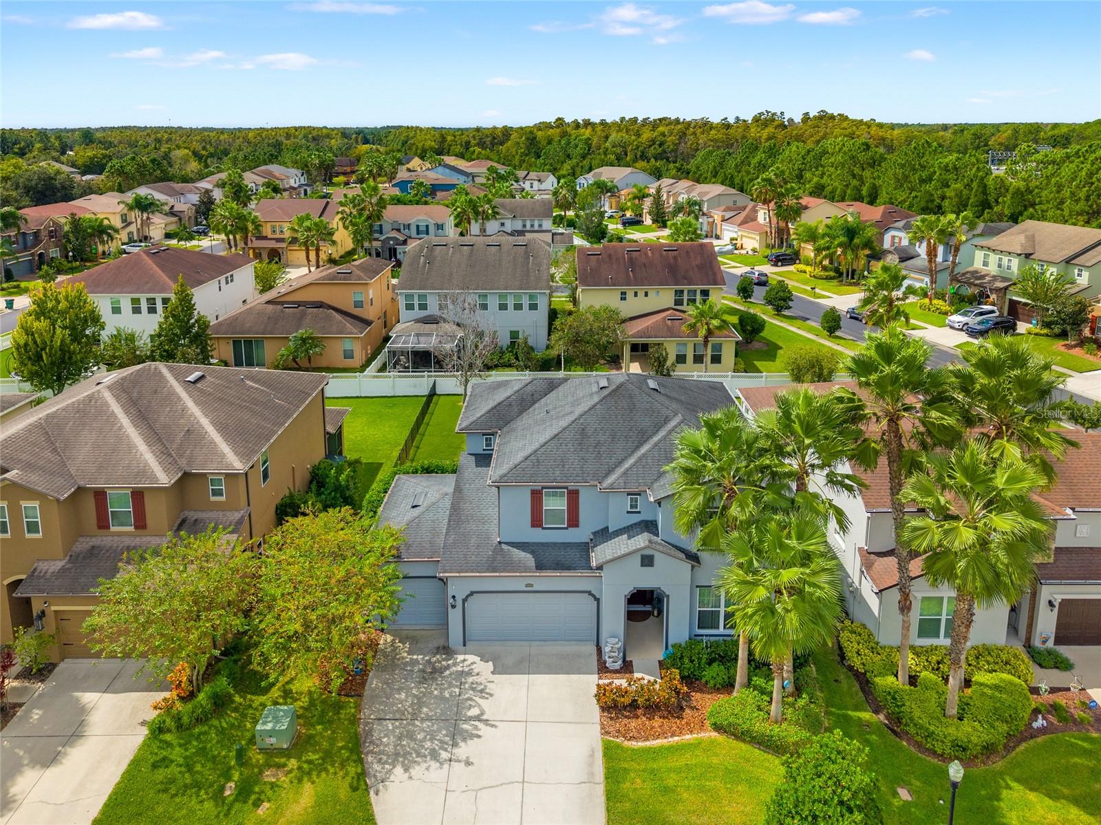Listing photo id 44 for 4522 Scarlet Loop