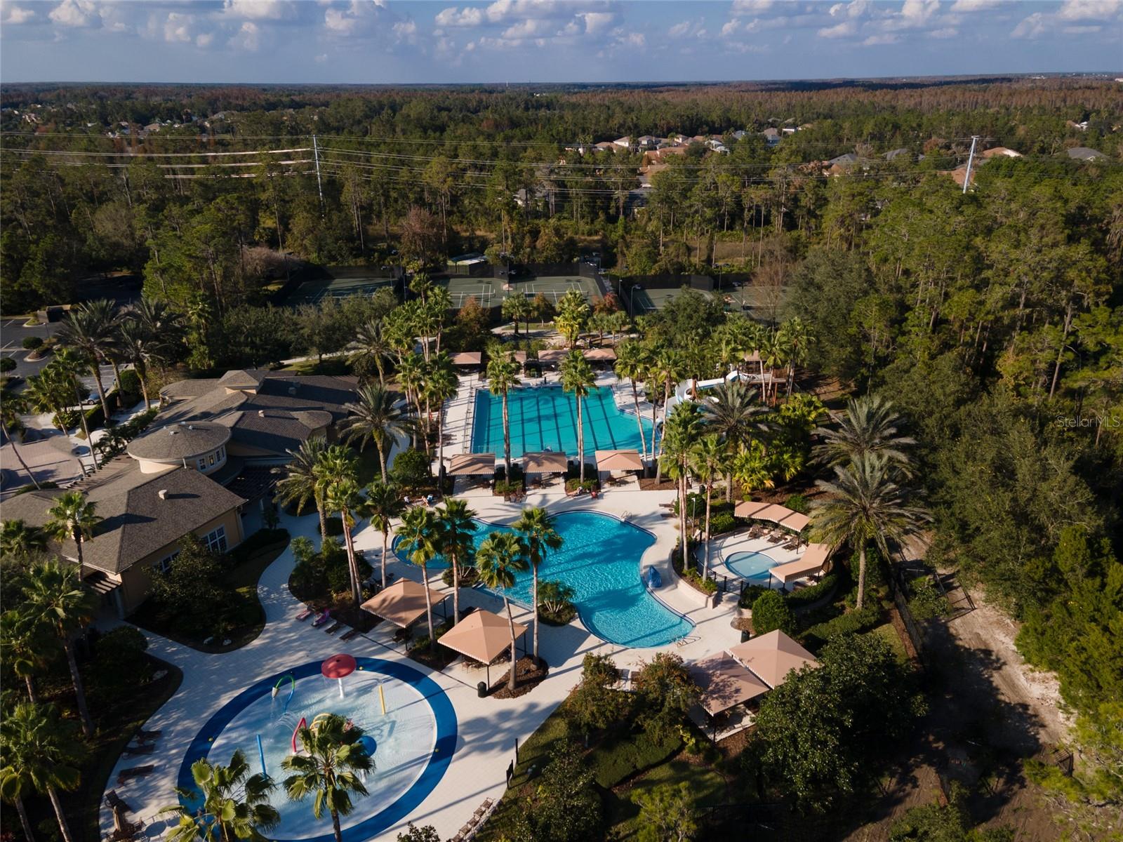 Listing photo id 56 for 4522 Scarlet Loop