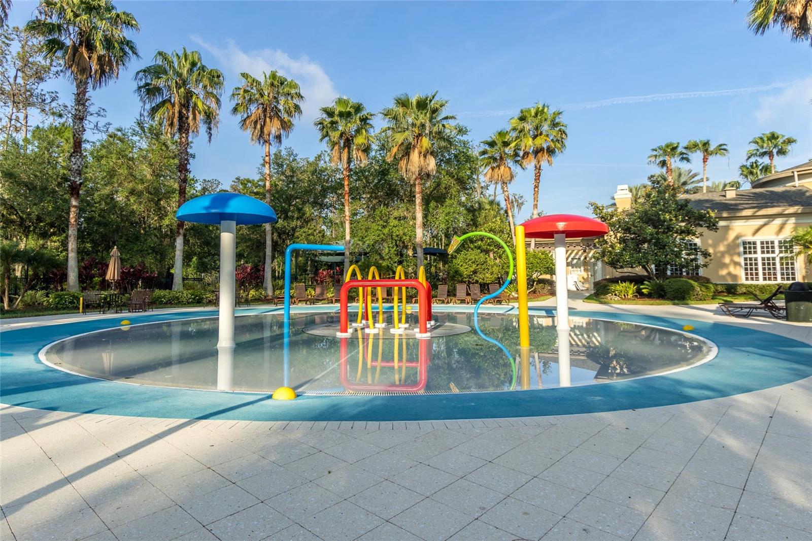 Listing photo id 64 for 4522 Scarlet Loop
