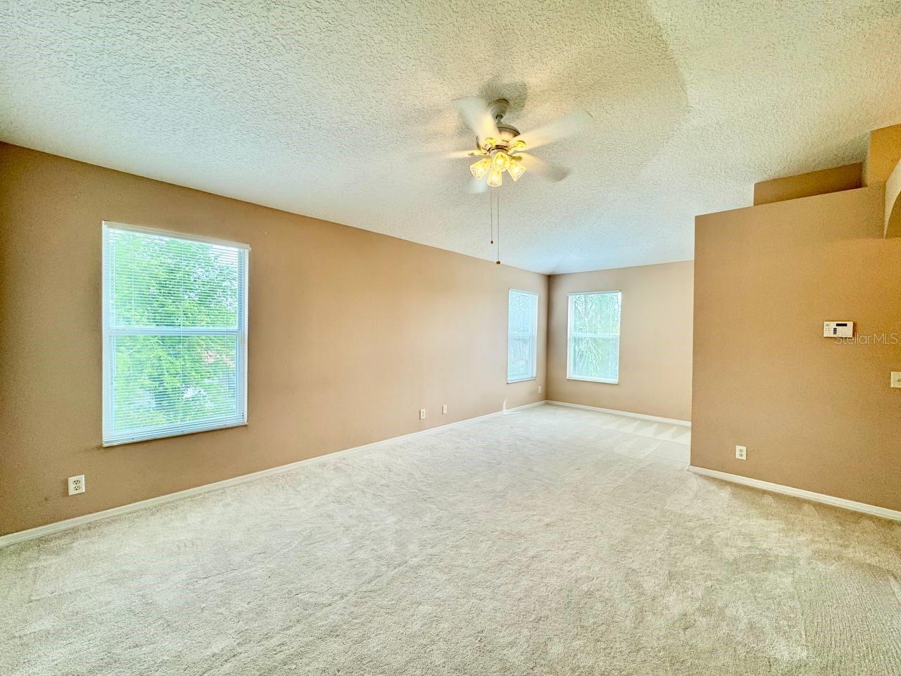 Image 20 of 51 For 884 Addison Drive Ne