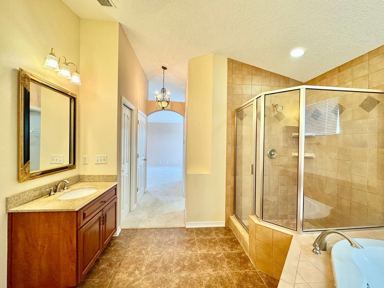 Image 26 of 51 For 884 Addison Drive Ne