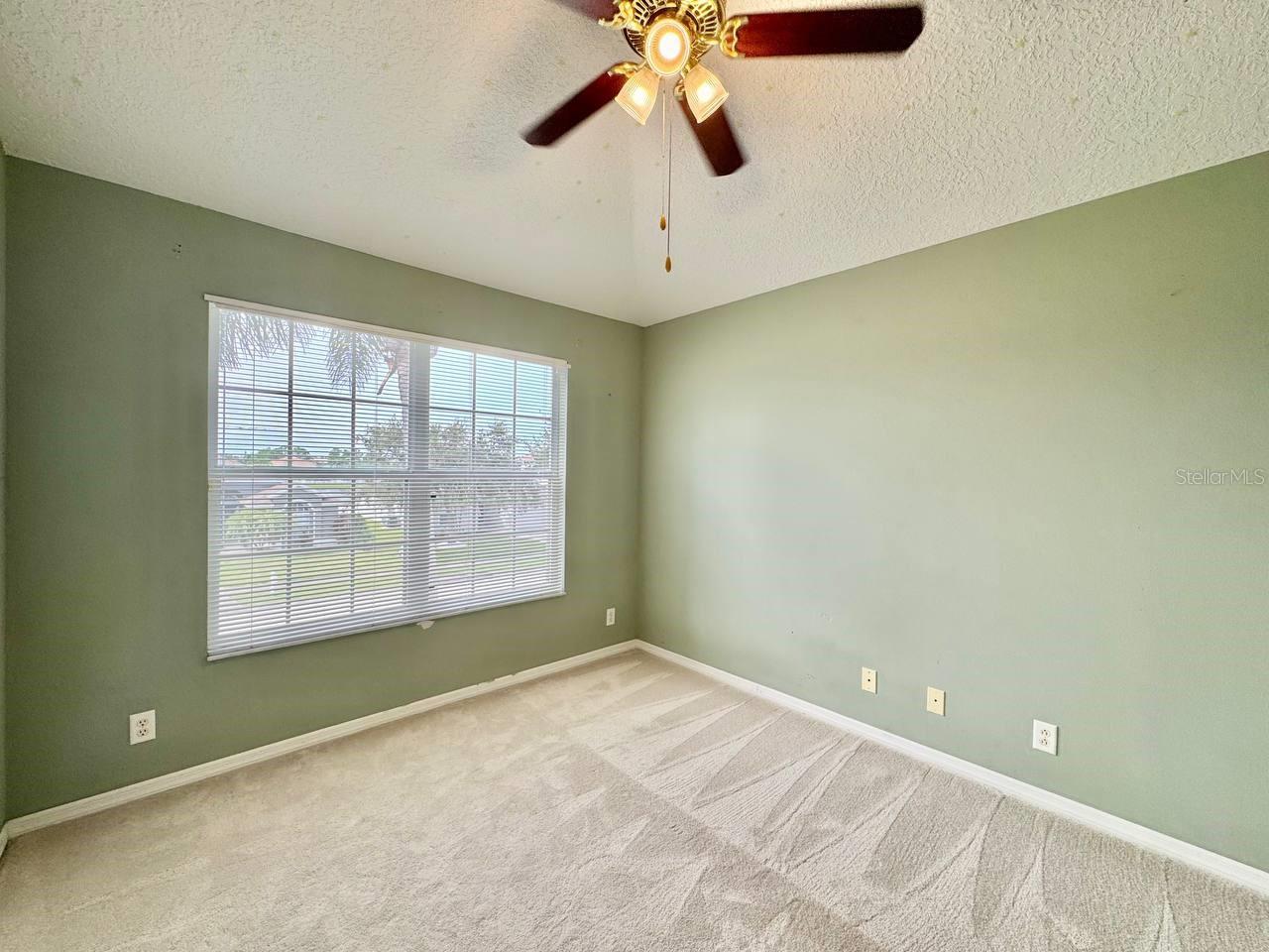 Image 37 of 51 For 884 Addison Drive Ne