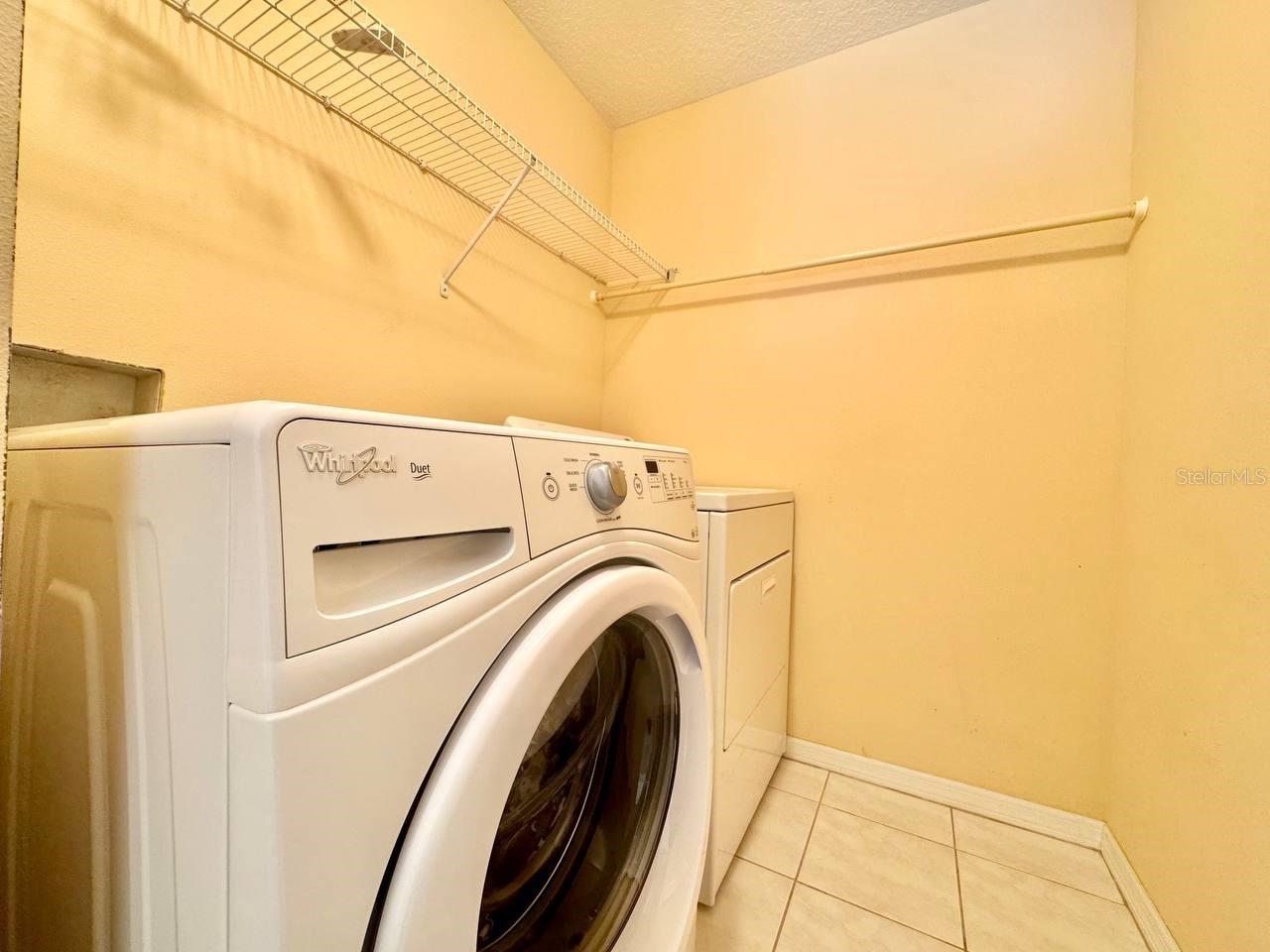 Image 39 of 51 For 884 Addison Drive Ne