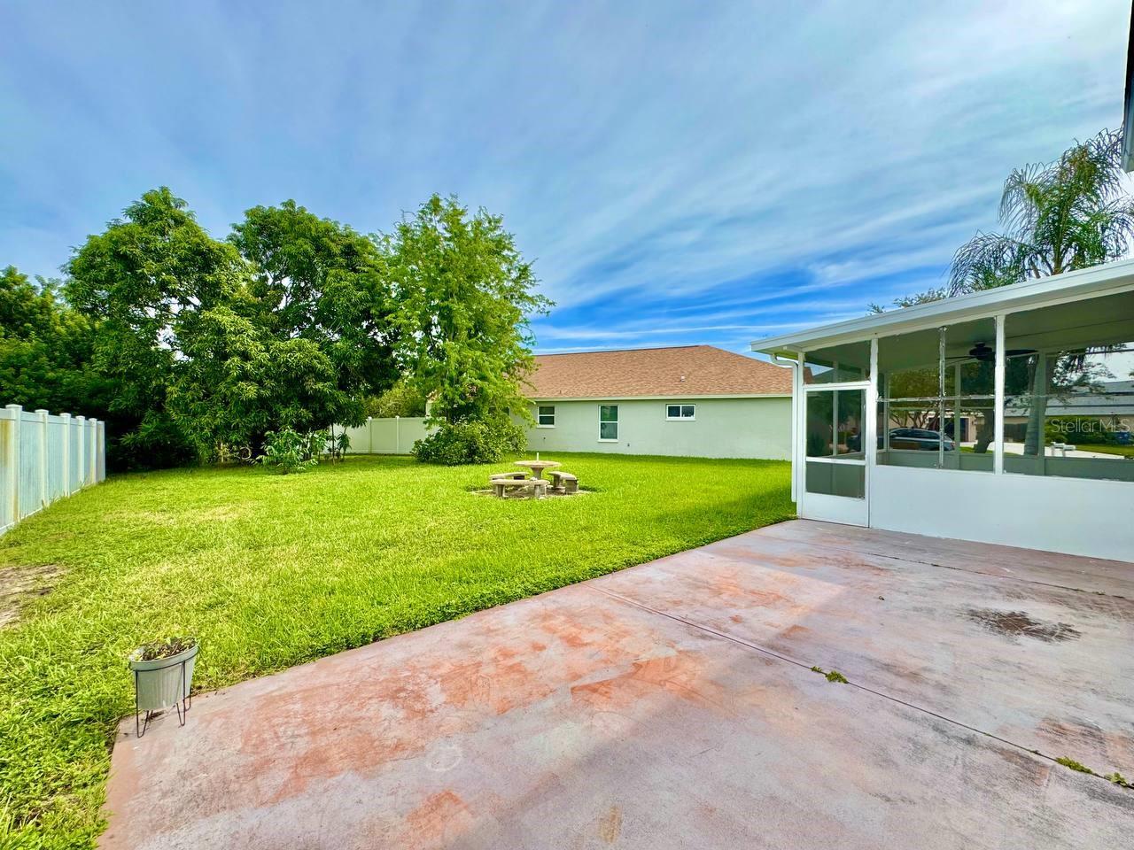 Image 45 of 51 For 884 Addison Drive Ne