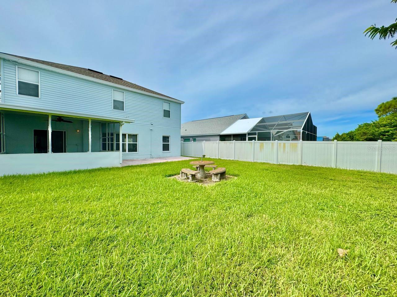 Image 46 of 51 For 884 Addison Drive Ne